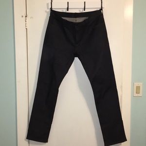 Men’s Uniqlo slim fit denim jeans